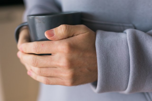 Tečnost koja čini čuda: Samo jedna šolja ovog čaja može da preporodi ceo organizam i ukloni upale